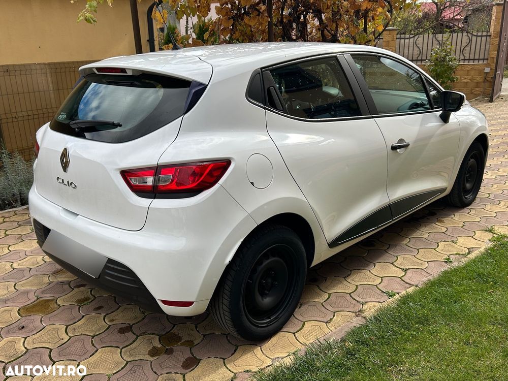 Renault Clio - 5