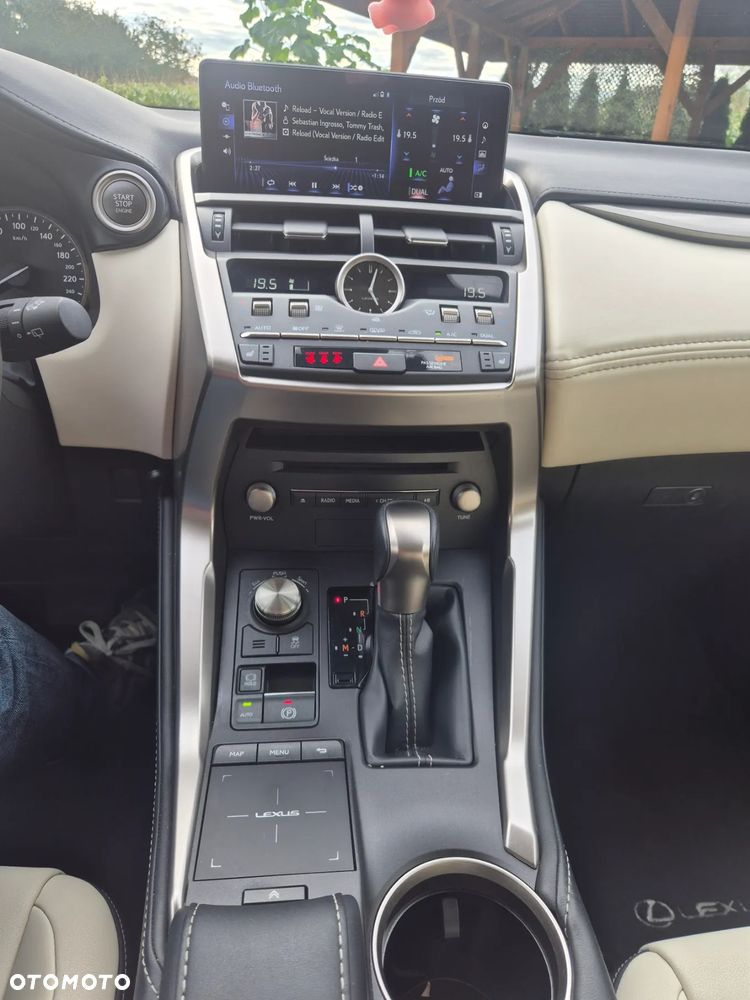 Lexus NX 300 Elegance AWD - 14