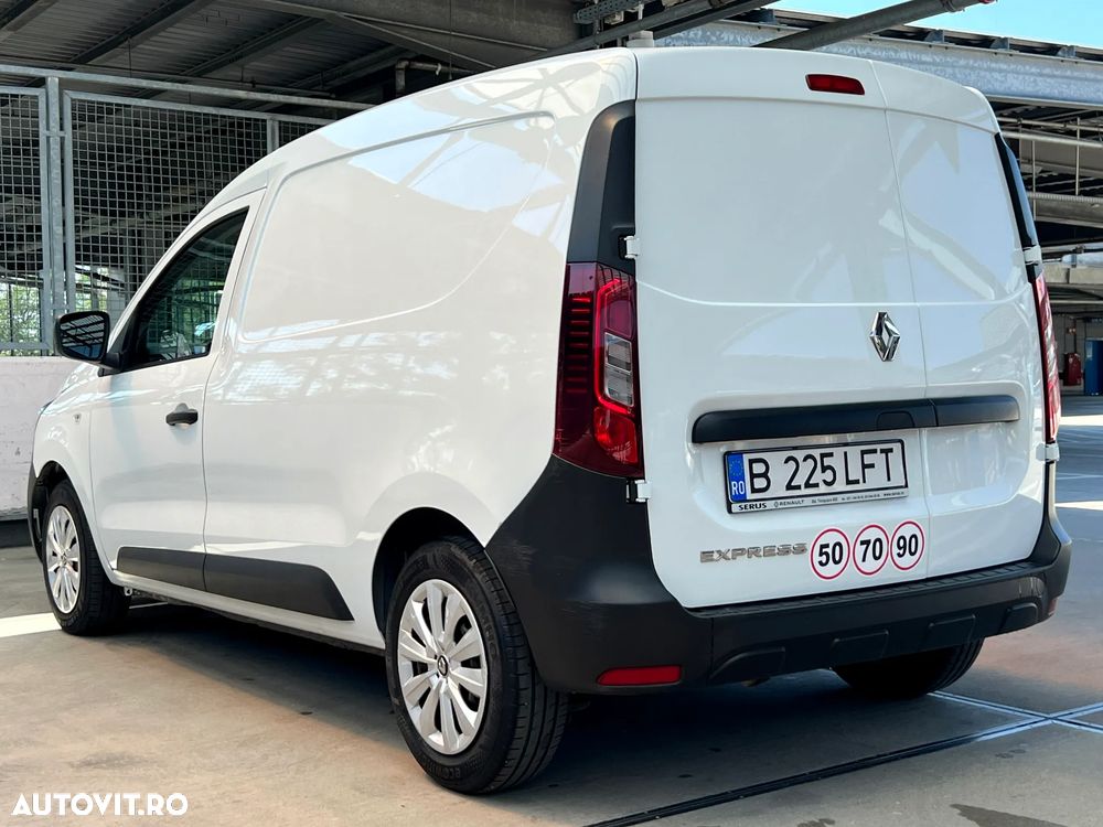 Renault Express - 4