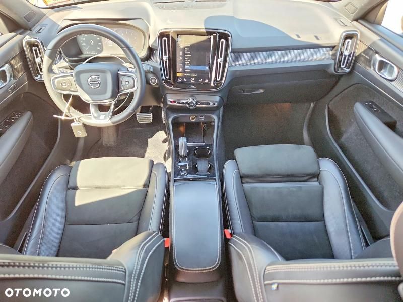 Volvo XC 40 T5 AWD R-Design - 9