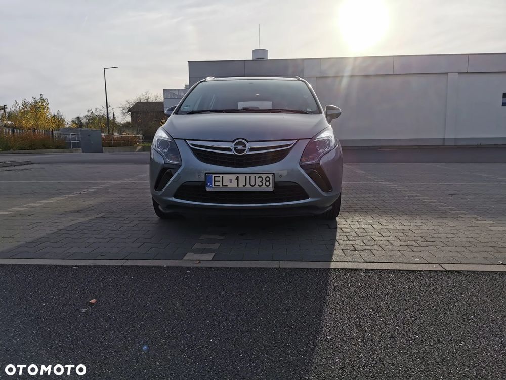Opel Zafira 1.4 T Cosmo - 2