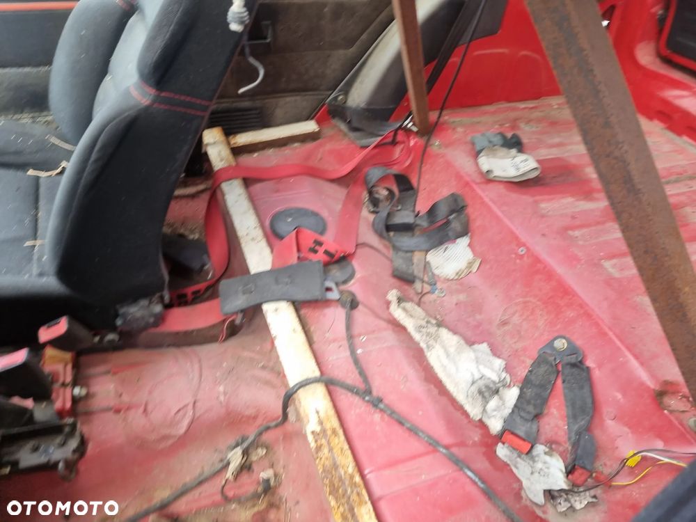 Peugeot 205 - 25