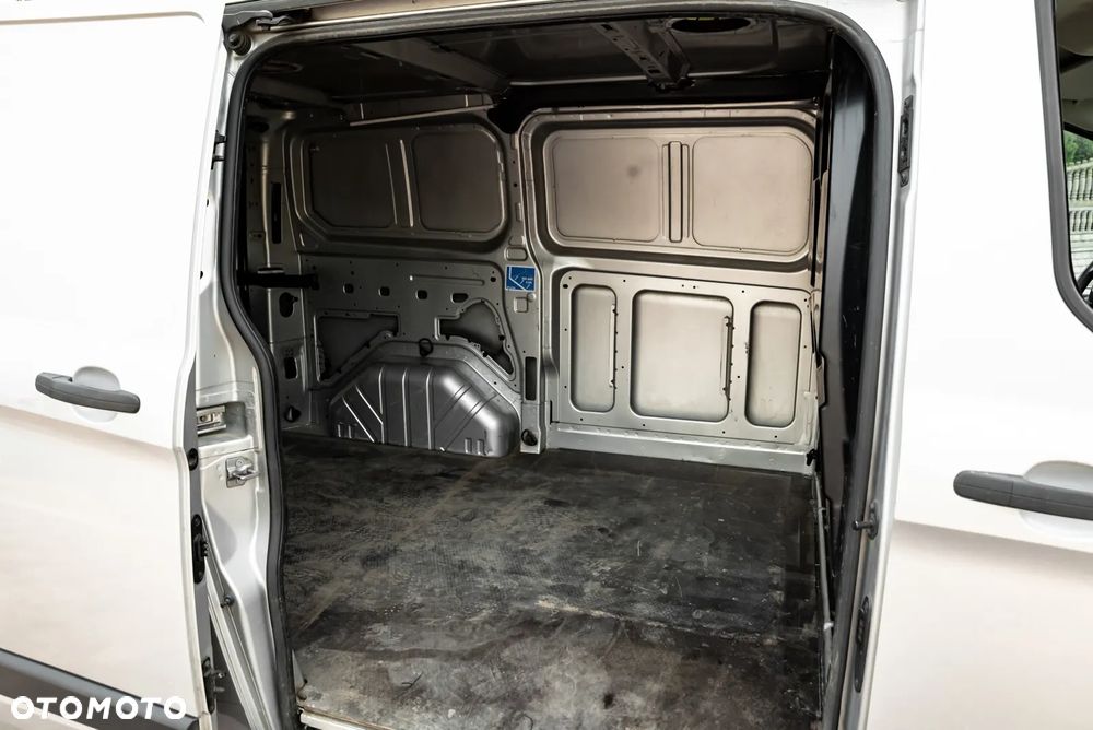 Ford Transit Custom - 23