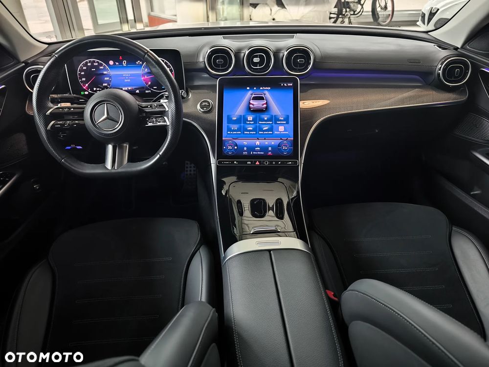 Mercedes-Benz Klasa C 200 mHEV 4-Matic AMG - 15