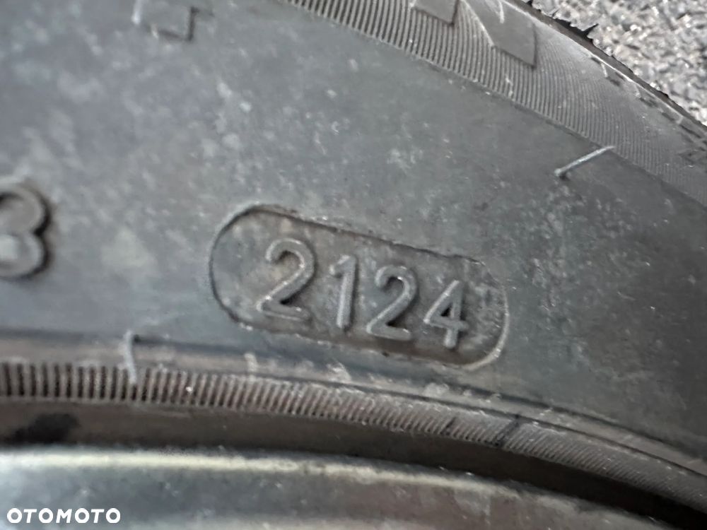 Toyota Avensis Combi 1.8 Executive - 32