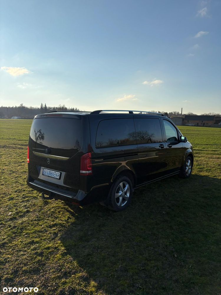 Mercedes-Benz Klasa V 220 d lang 4Matic 7G-TRONIC - 25