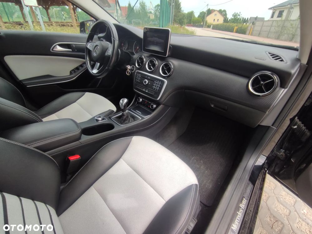 Mercedes-Benz Klasa A 160 CDI AMG Line - 13