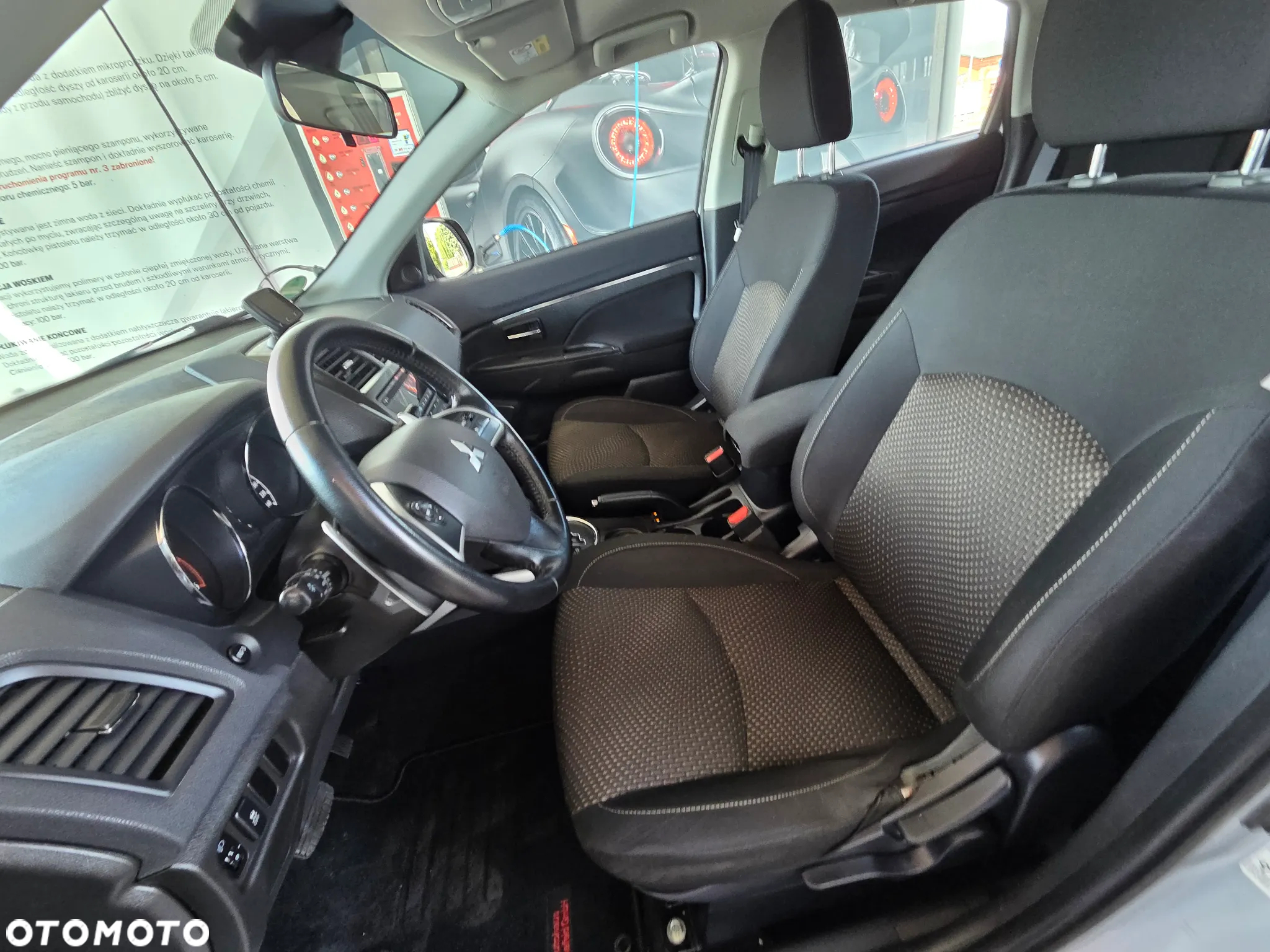 Mitsubishi ASX 2.2 DI-D 4WD Automatik Intense - 25