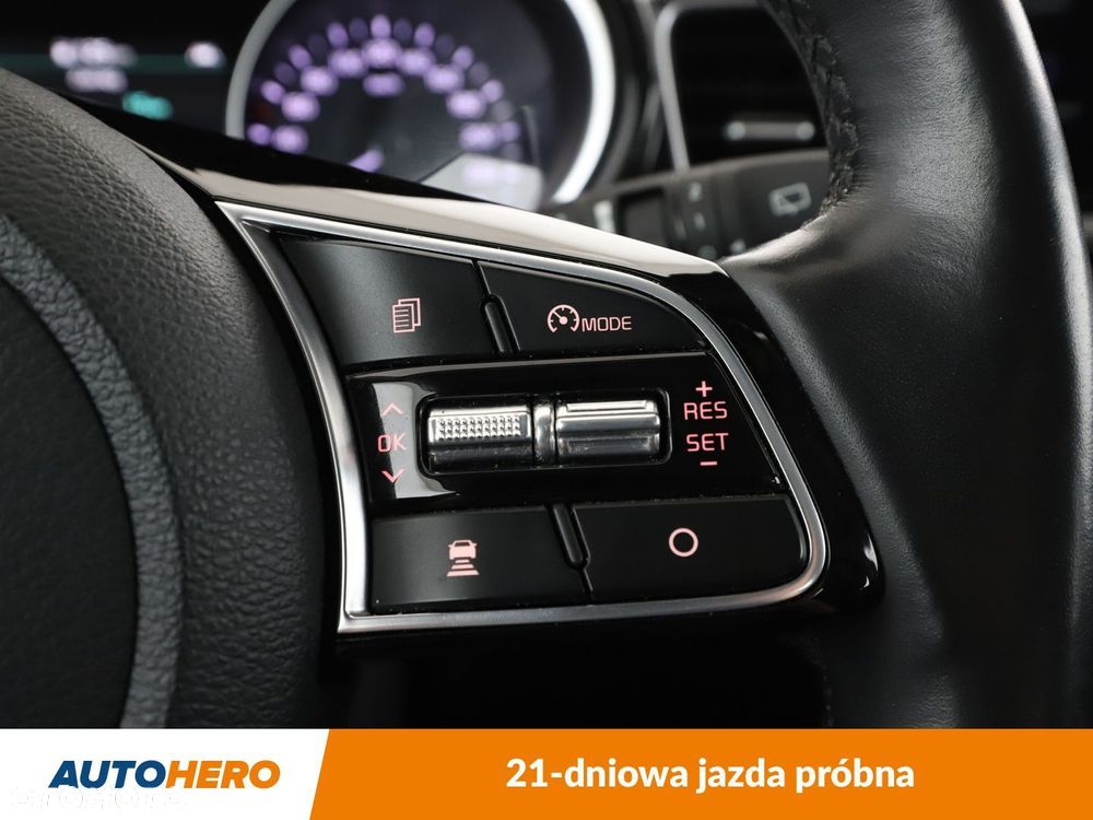 Kia XCeed - 31