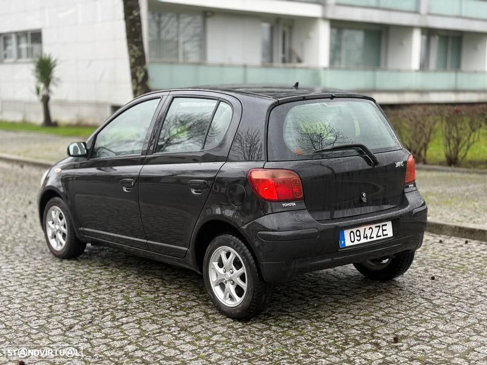Toyota Yaris 1.0 Sol AC - 2