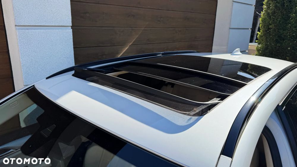 BMW Seria 5 520d Sport Line - 19