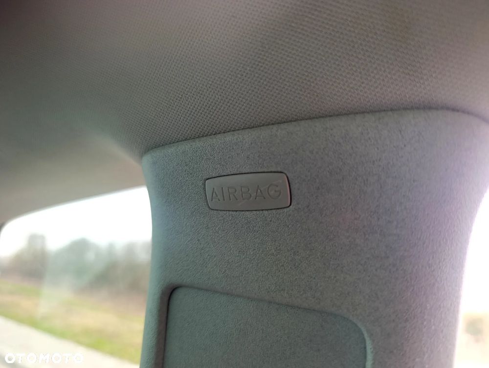 Volkswagen Touran 1.9 TDI DPF United - 20