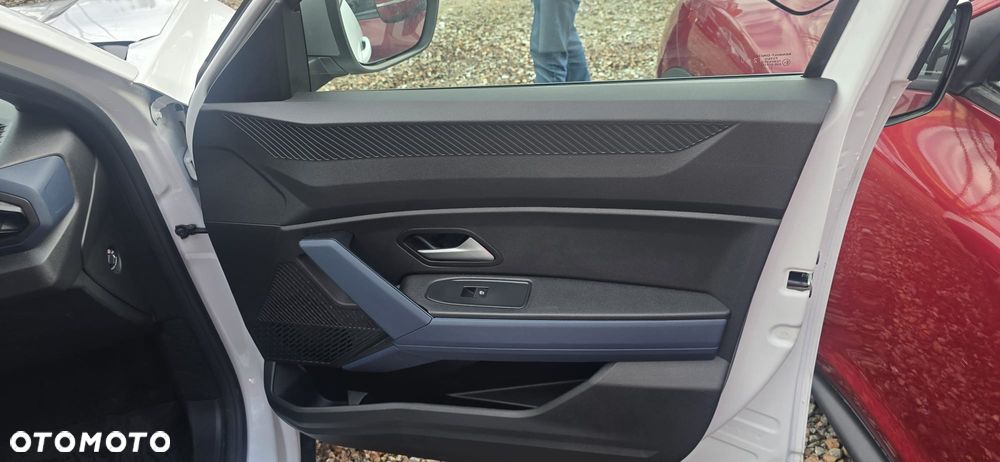 Dacia Duster TCe 100 2WD Essential - 28