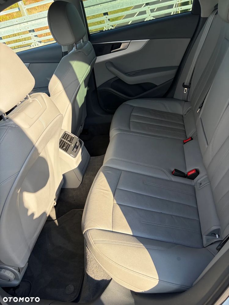 Audi A4 Avant - 6
