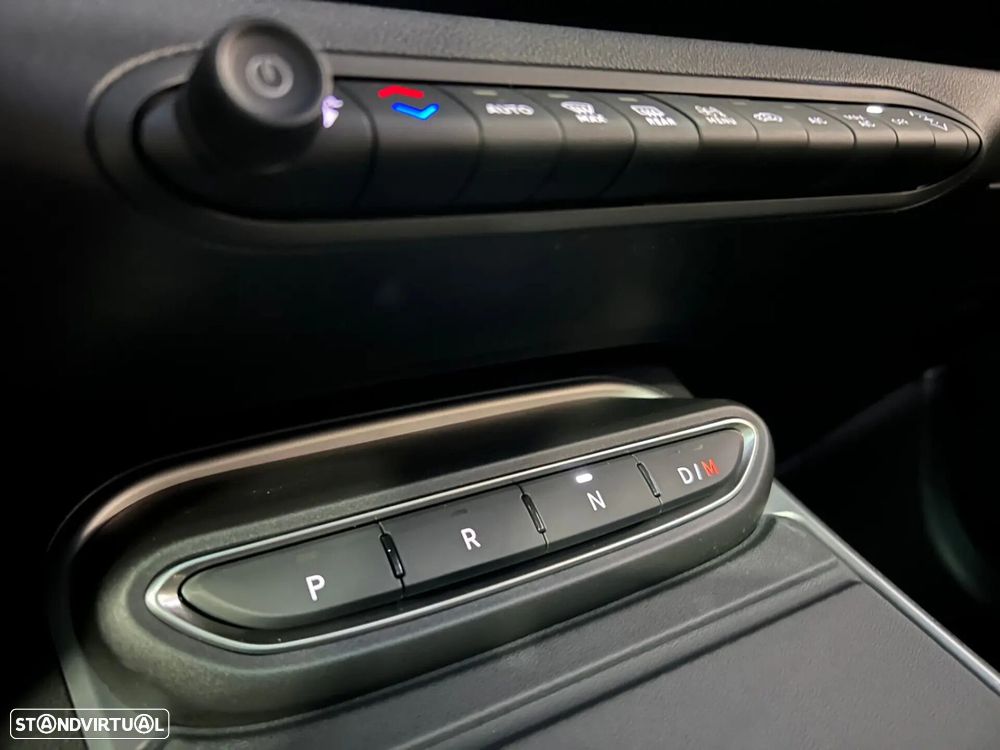 Jeep Avenger 1.2 e-Hybrid Summit DCT - 31