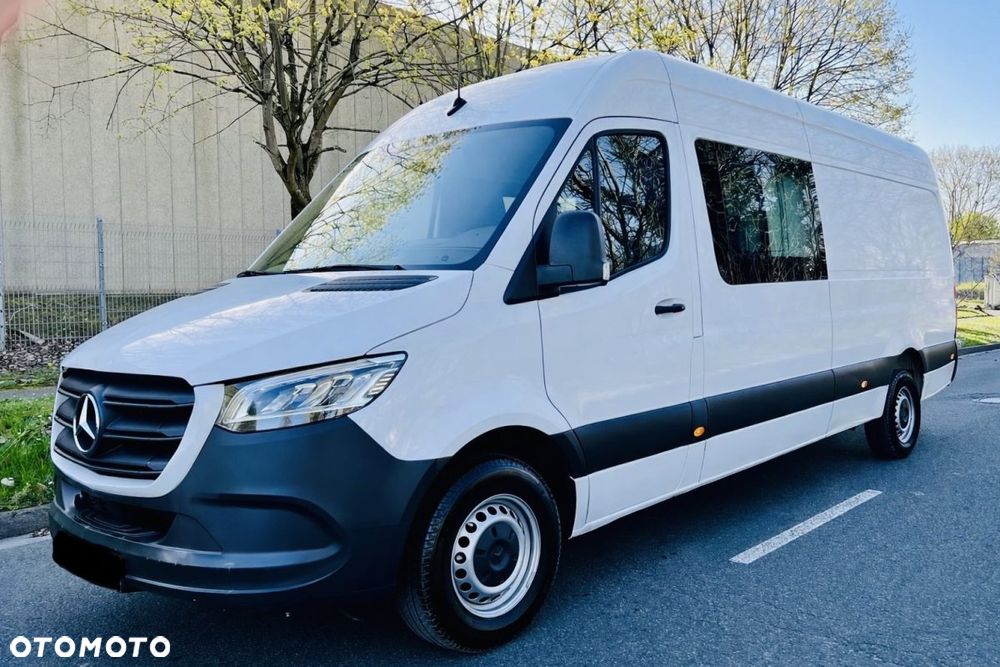Mercedes-Benz Sprinter 319 - 1