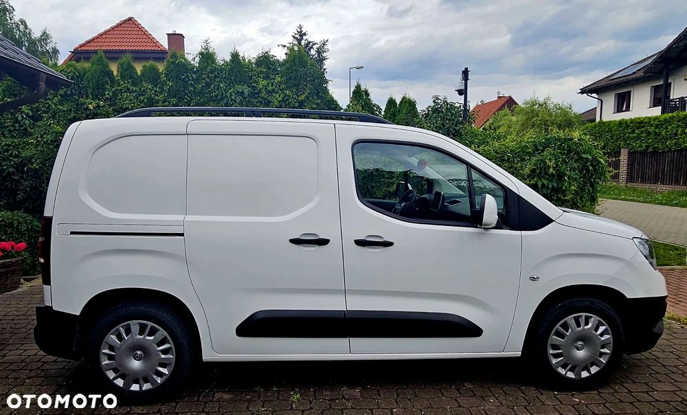 Opel COMBO - 4