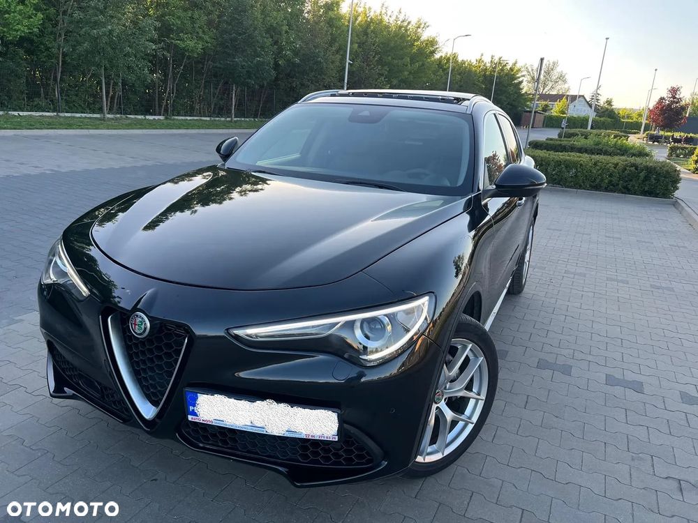 Alfa Romeo Stelvio 2.0 Turbo Veloce Q4 - 1