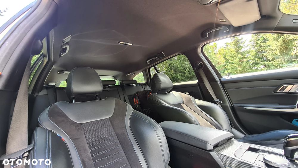 BMW Seria 3 320d M Sport - 16