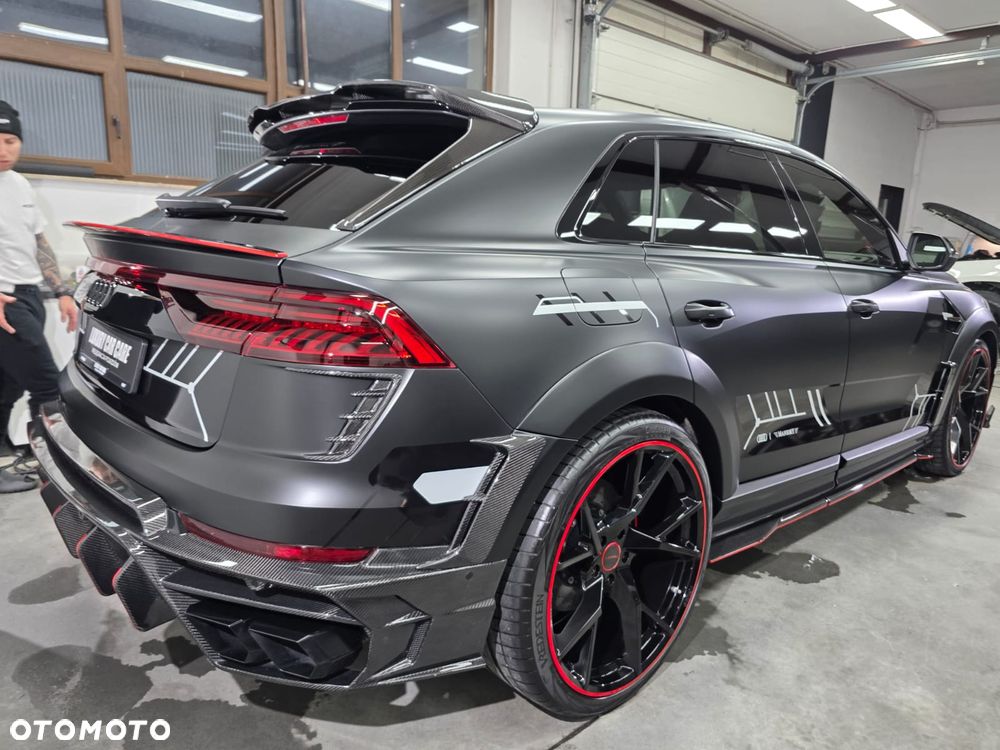Audi RS Q8 - 7