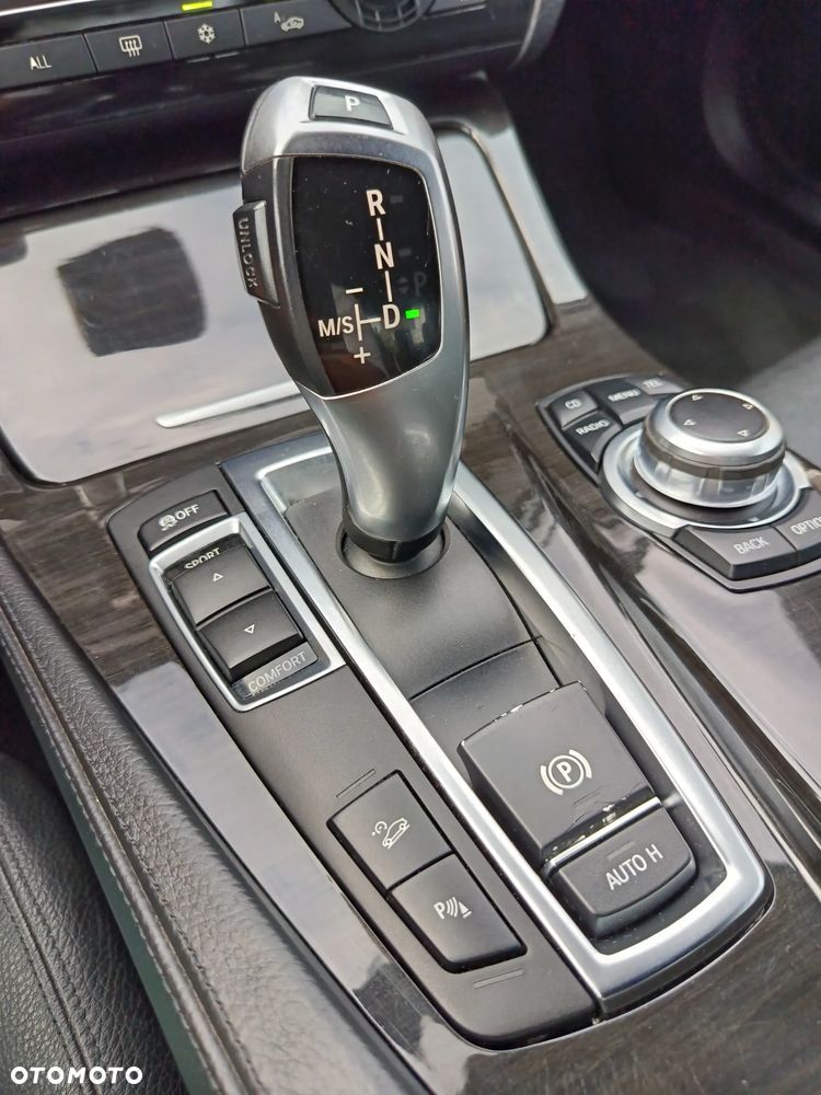 BMW Seria 5 530d xDrive - 20