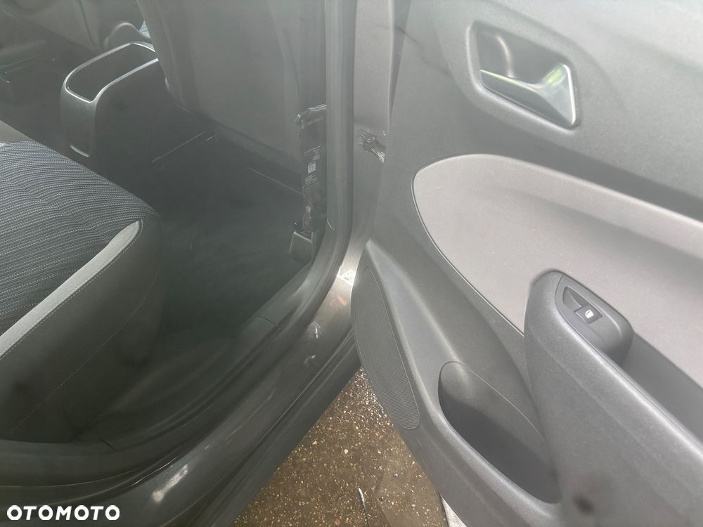 Opel Crossland X 1.2 T 120 Lat S&S - 32