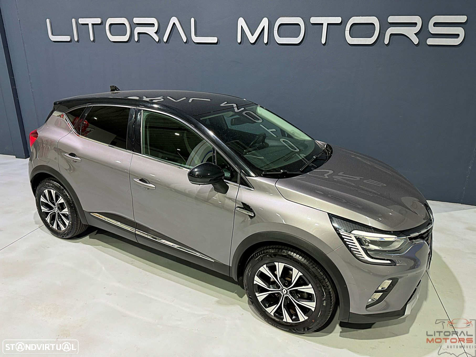 Renault Captur 1.0 TCe Exclusive - 2