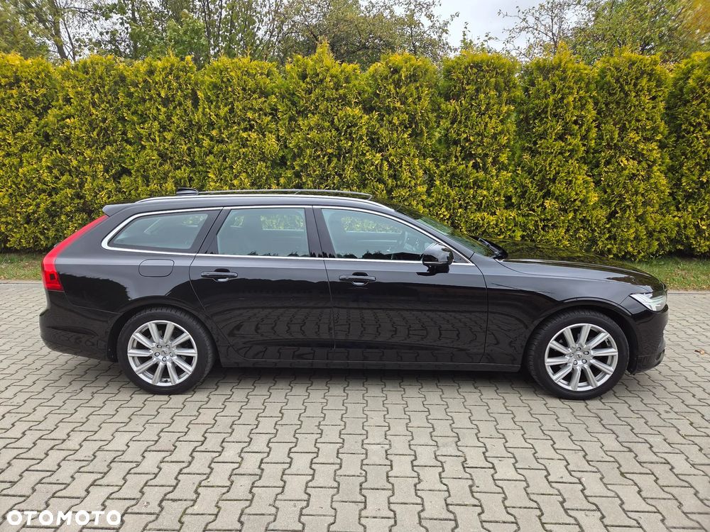 Volvo V90 D4 Momentum - 3