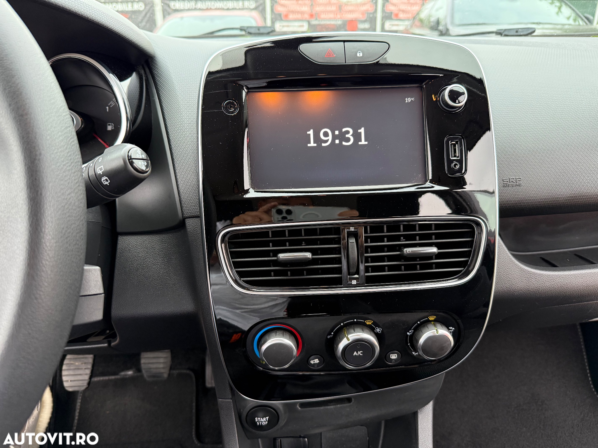 Renault Clio (Energy) TCe 90 Bose Edition - 13