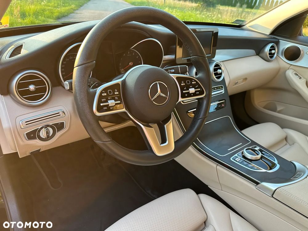 Mercedes-Benz Klasa C 200 4MATIC 9G-TRONIC - 15