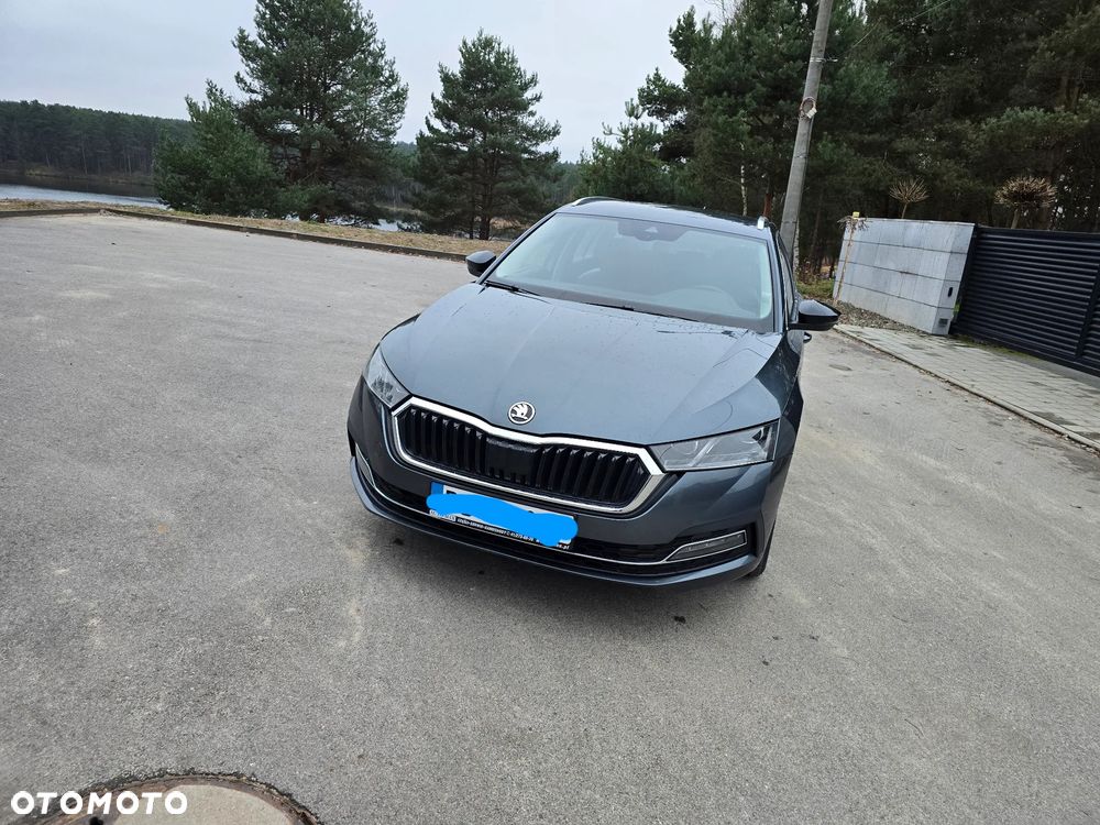 Skoda Octavia 2.0 TDI DSG Edition - 12