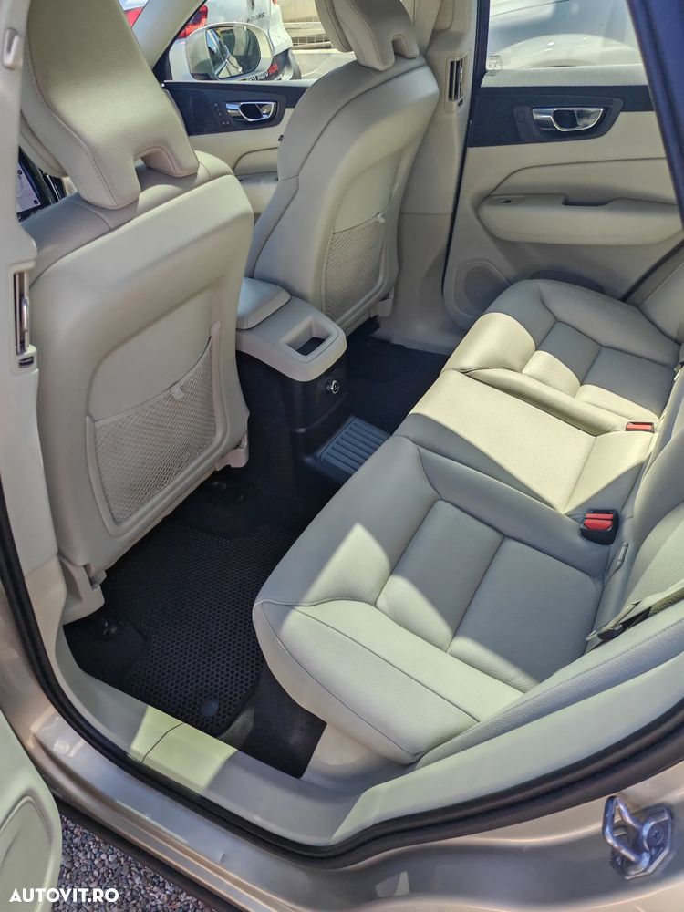 Volvo XC 60 - 35