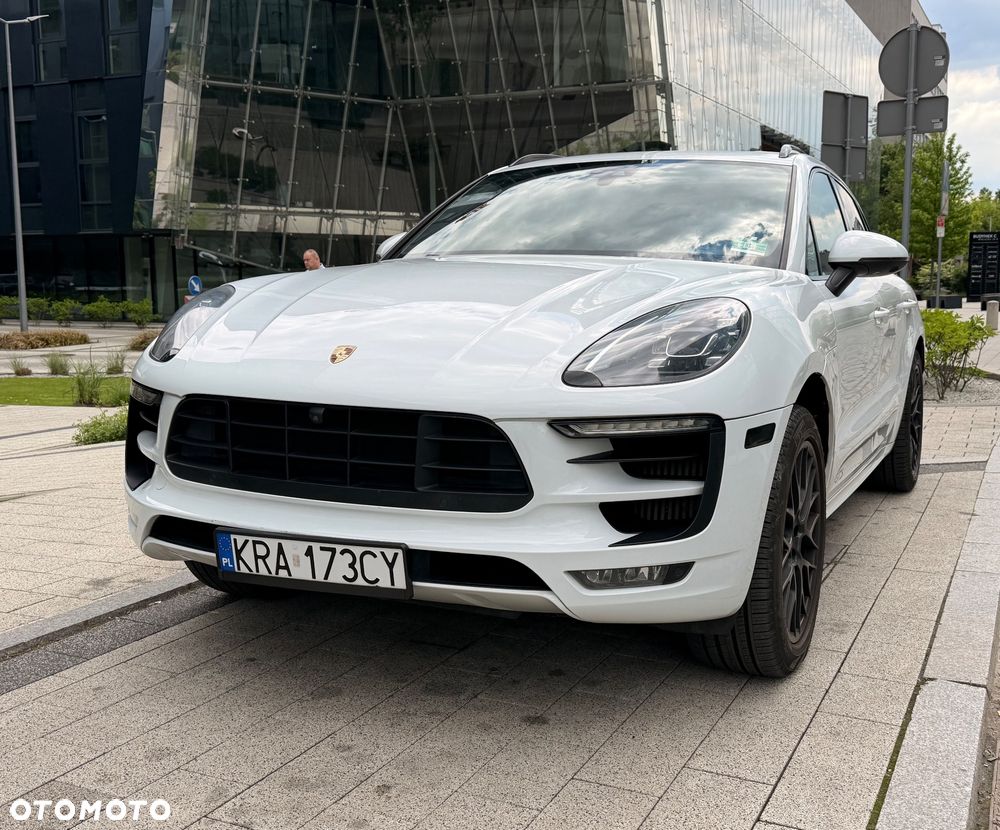 Porsche Macan GTS PDK - 1