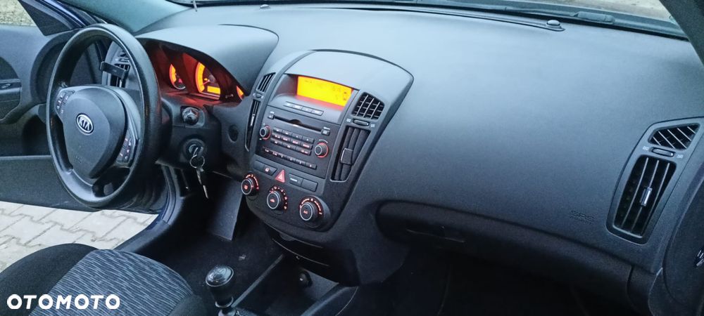 Kia Ceed 1.4 Comfort - 18