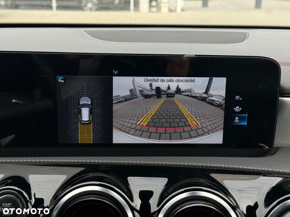 Mercedes-Benz CLA 180 AMG Line 7G-DCT - 19