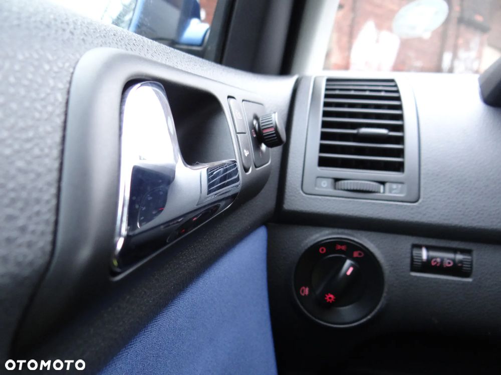 Volkswagen Polo 1.4 Tour Edition - 27