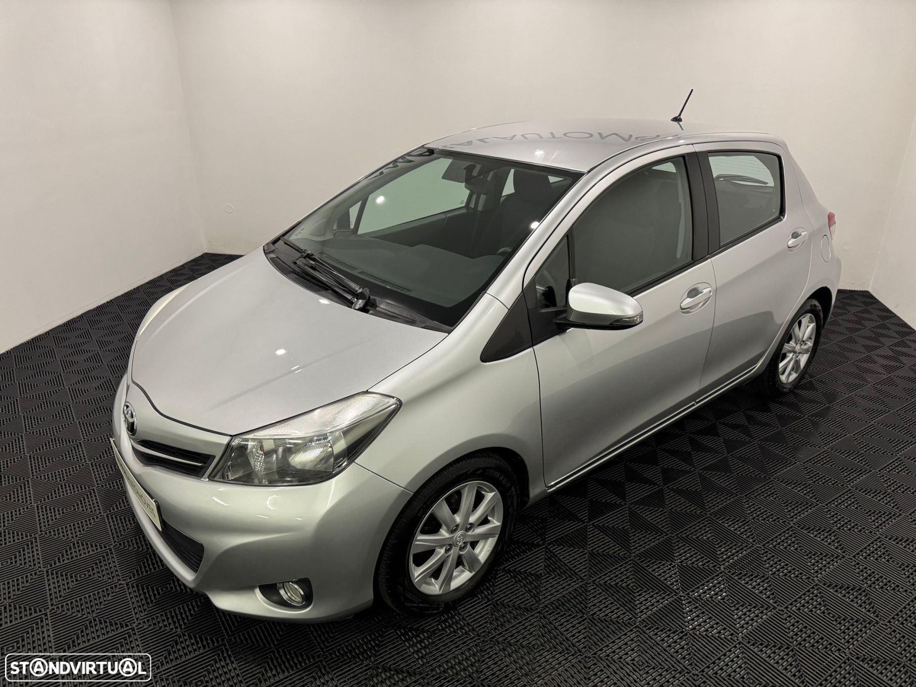 Toyota Yaris 1.4 D-4D ACtive+AC - 18