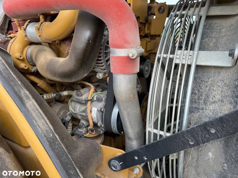 Caterpillar CAT CS68B Walec - 11