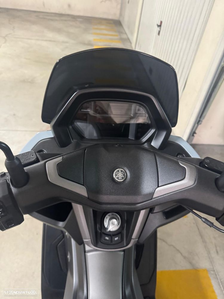 Yamaha NMAX Teck - 1