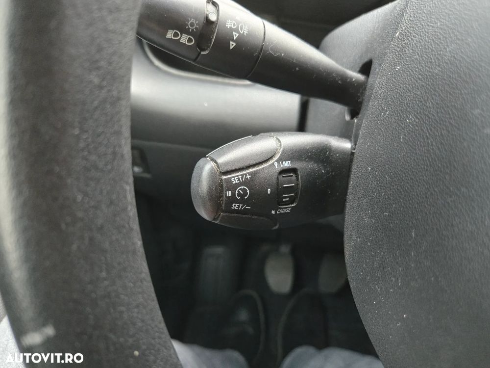 Citroën C3 Picasso 1.6 HDI Exclusive - 10