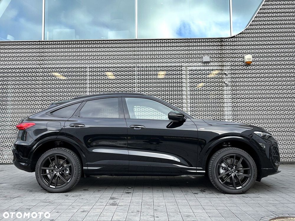 Audi Q5 Sportback - 10