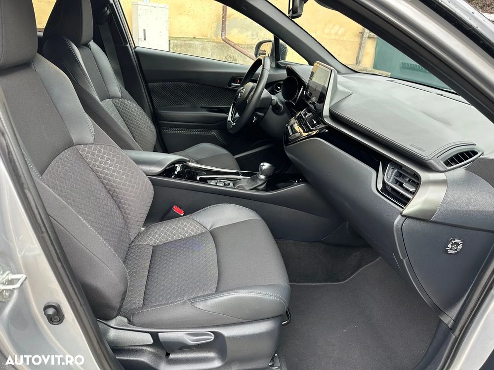 Toyota C-HR 1.8 HSD 122 CP 4x2 CVT C-ult Style bi-tone - 21