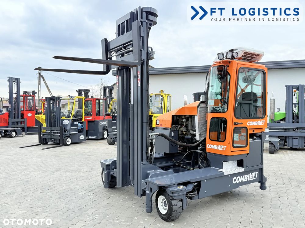 Combilift WÓZEK CZTEROKIERUNKOWY - WIELOKIERUNKOWY | COMBILIFT C4000 | DIESEL | TRIPLEX 6800MM | POZYCJONER WIDEŁ | OGRZEWANIE + KLIMATYZACJA | STAN IDEALNY | Szeroka oferta wózków czterokierunkowych i bocznych, dopasowanych do różnorodnych potrzeb i zastosowań - 21