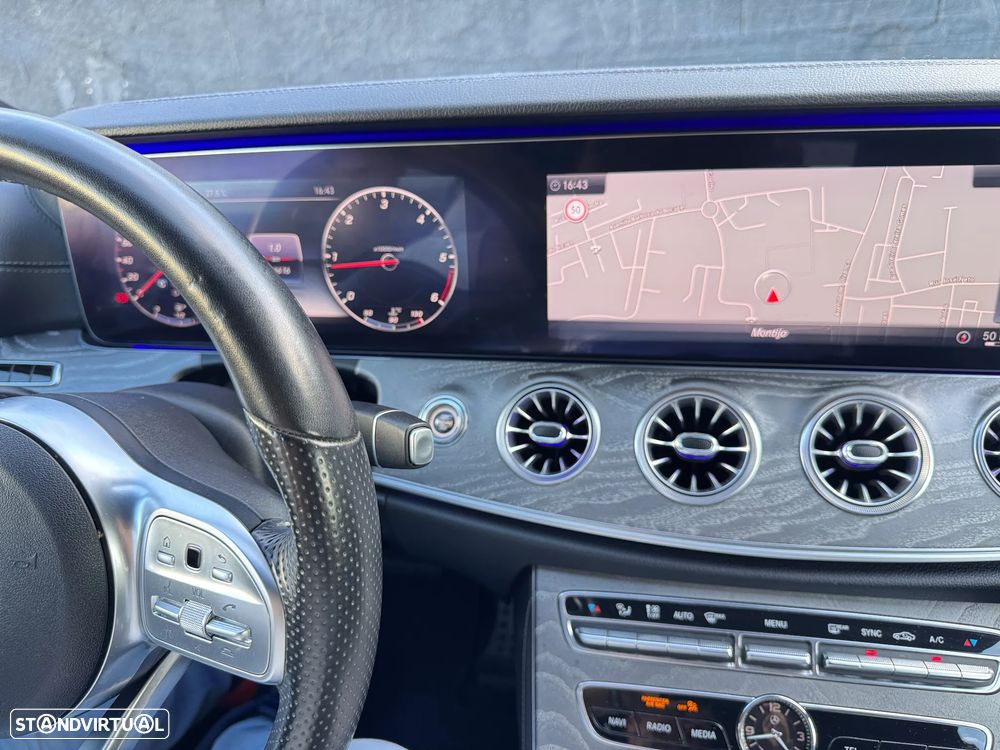 Mercedes-Benz CLS 300 d AMG Line - 32