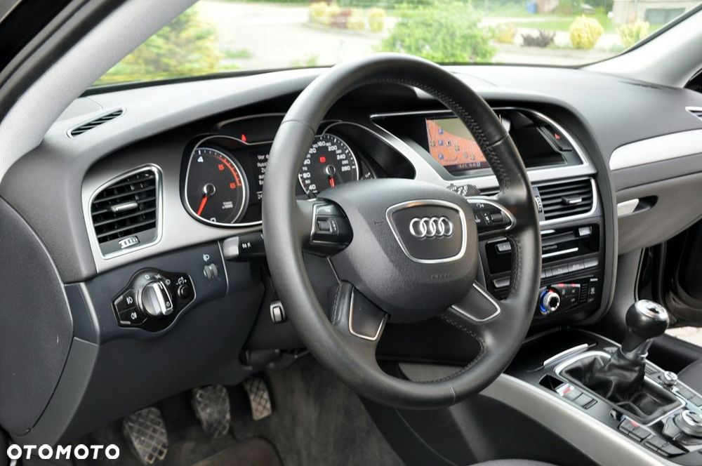 Audi A4 Avant - 22