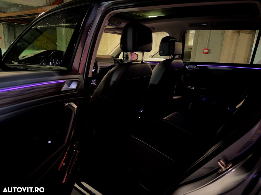 Volkswagen Tiguan 2.0 TDI SCR 4MOTION DSG Elegance - 18