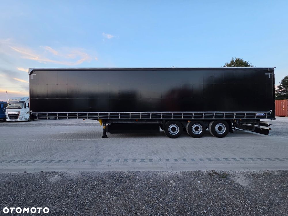 Schmitz Cargobull 3 - 17