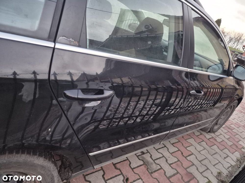 Volkswagen Passat 2.0 TDI Comfortline DSG - 8