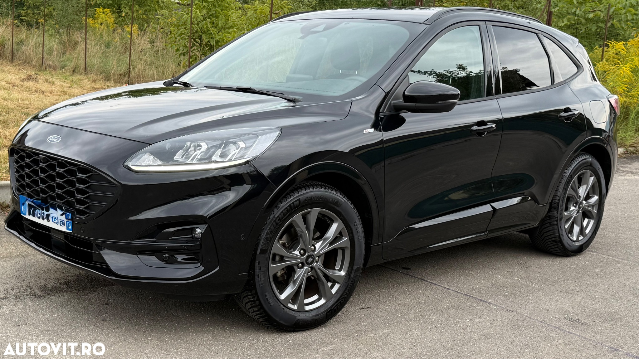 Ford Kuga 2.5 Duratec FHEV ST-LINE - 34