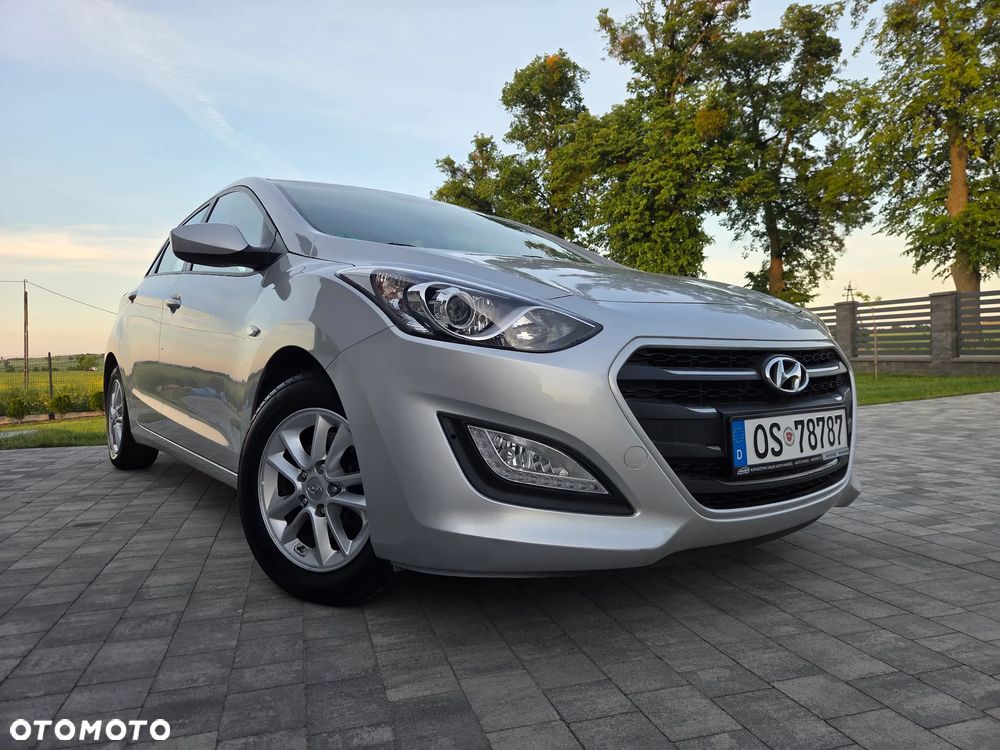 Hyundai i30 blue 1.6 CRDi Trend - 4